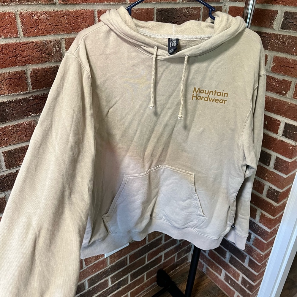 Mountain hardwear hoodie
